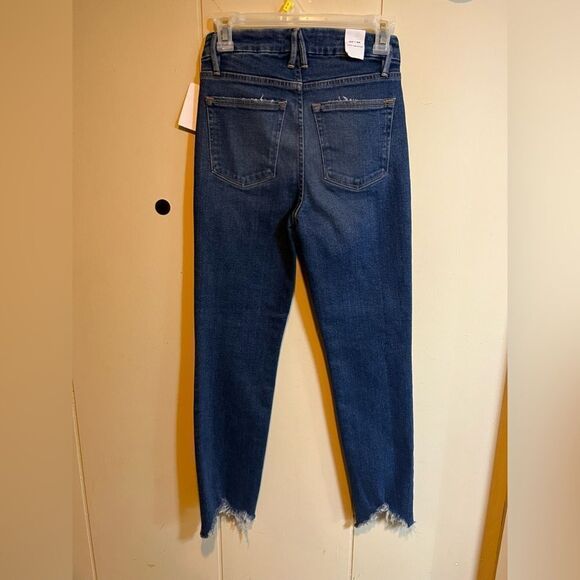Good American Good Legs Cigarette Jeans - Picture 4 of 6